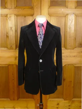 24/0603 vintage 1960s 1970s dandy of kings rd chelsea london boutique wide lapel black velvet jacket 34